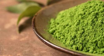 Green kratom prášek